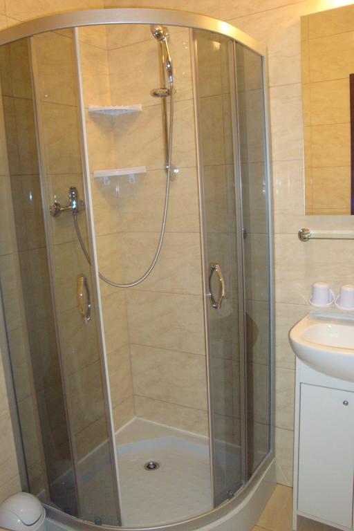 Przystan Apartment Rozalin  Екстериор снимка